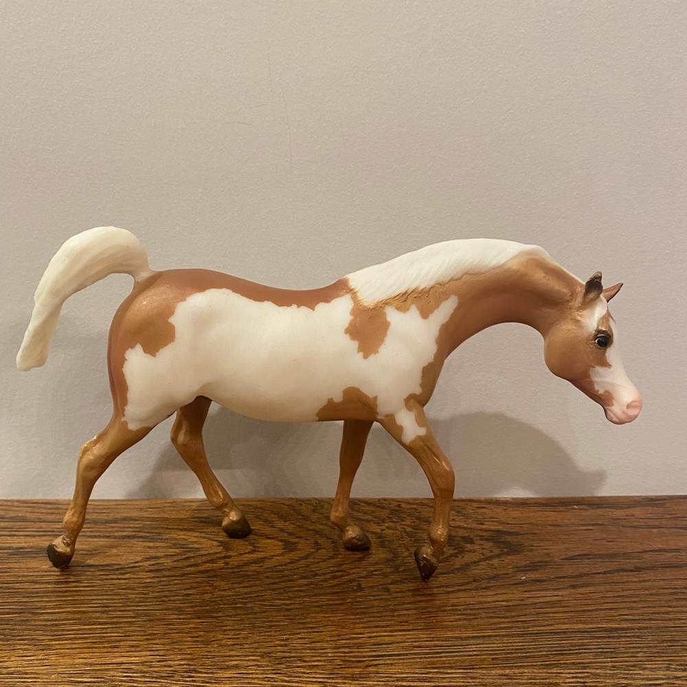 COPY - Breyer Pinto Barrel Racing Horse